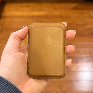 Apple MagSafe Leather Wallet - Tan